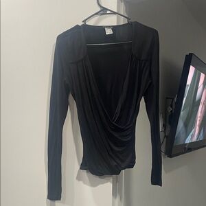 VENUS Black Long Sleeve V-Neck Blouse